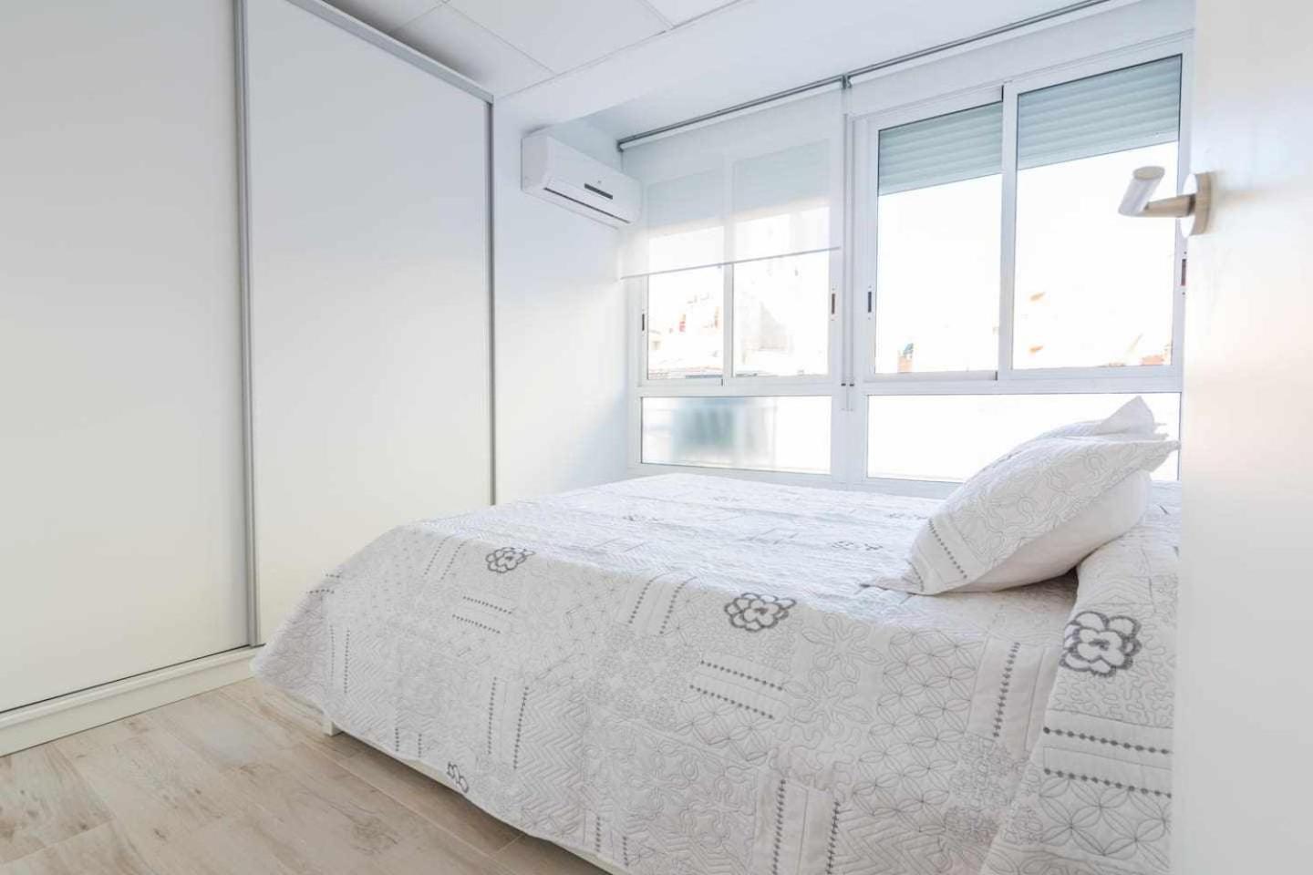 מורסיה Apartamentos Arena Y Cairo מראה חיצוני תמונה